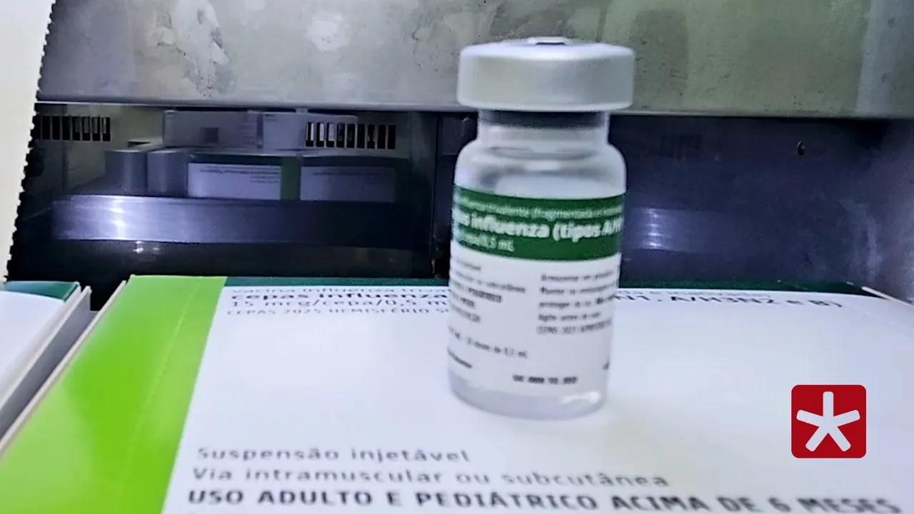 Patos de Minas recebe mais de 5 mil doses da vacina contra a gripe; vacinação começa para grupos prioritários